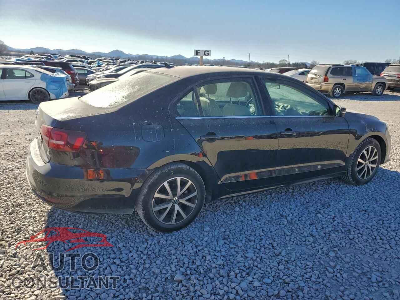 VOLKSWAGEN JETTA 2017 - 3VWDB7AJXHM293875