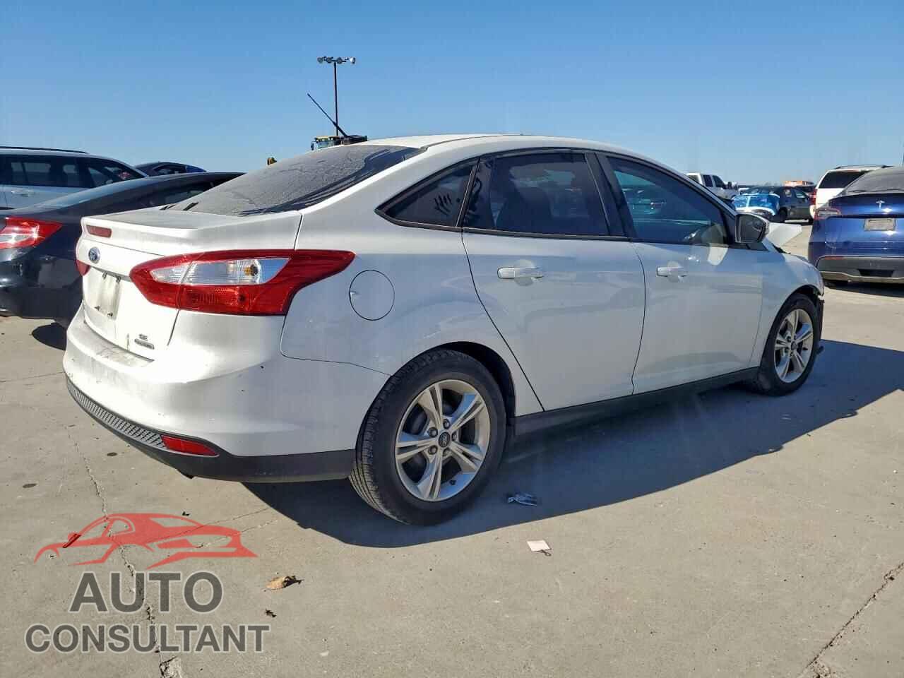 FORD FOCUS 2013 - 1FADP3F2XDL309072