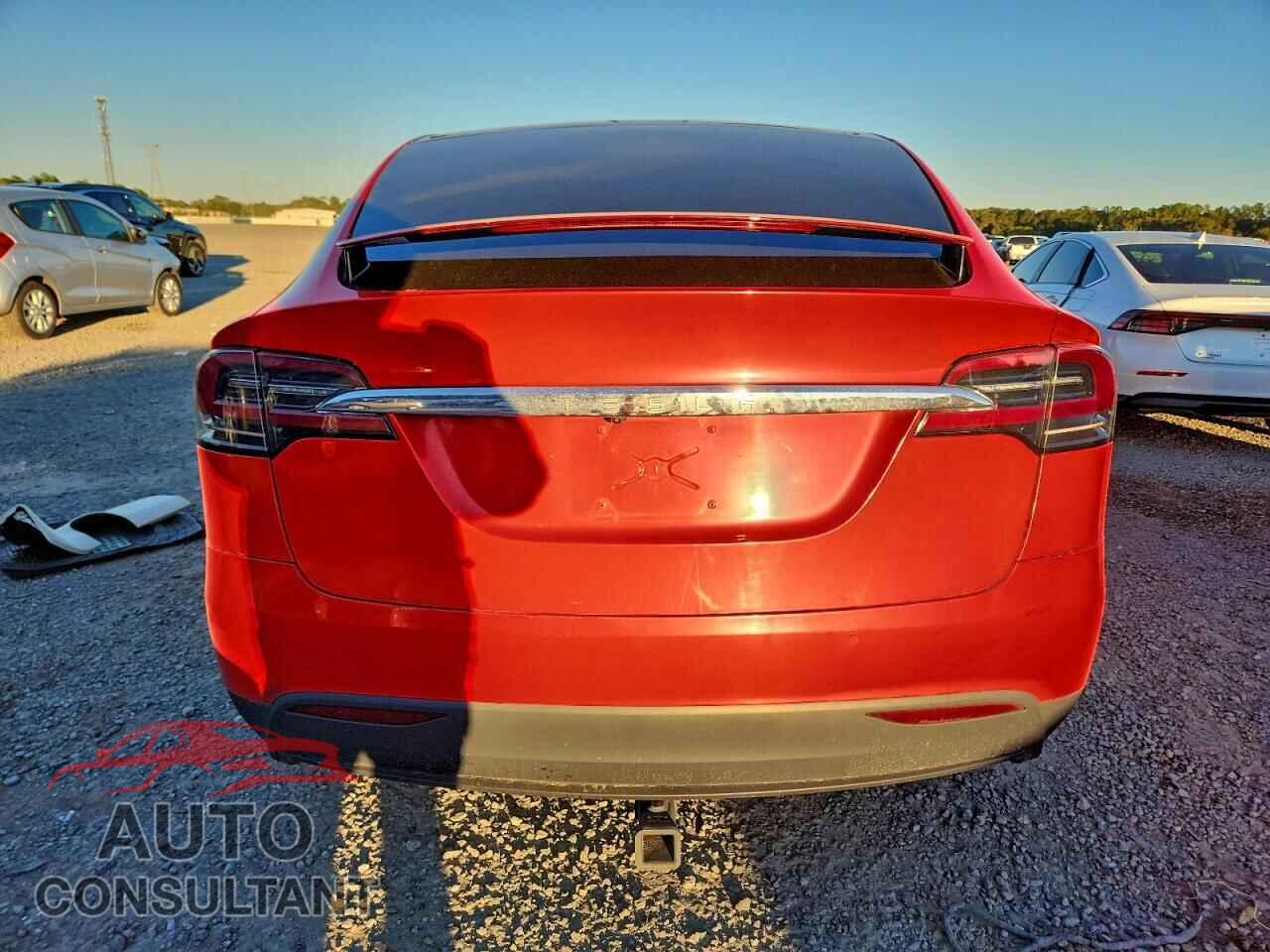 TESLA MODEL X 2017 - 5YJXCDE28HF068650
