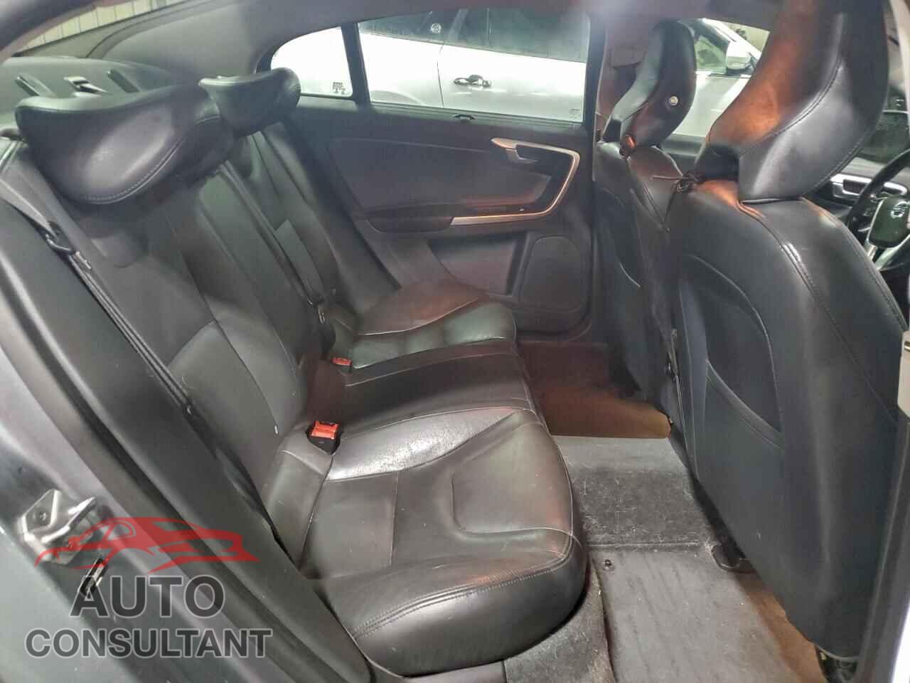 VOLVO S60 2017 - LYV402TK5HB133636
