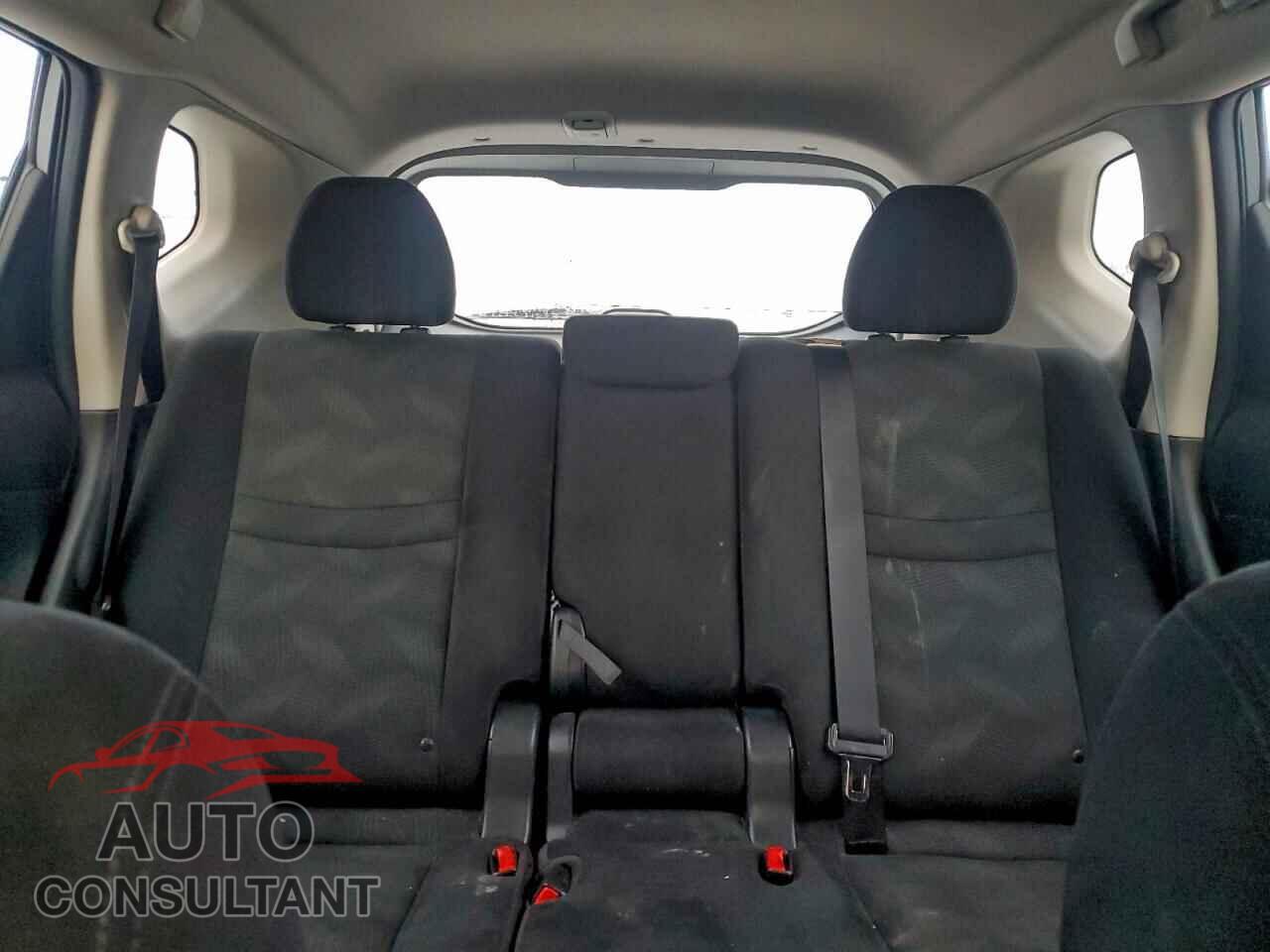NISSAN ROGUE 2015 - 5N1AT2MVXFC860987
