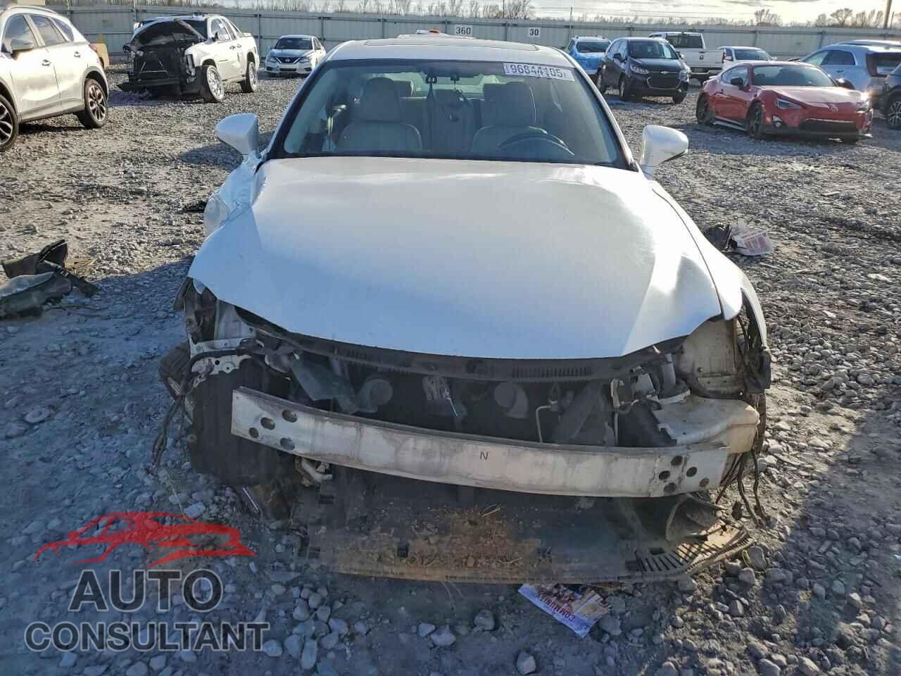 LEXUS IS 2014 - JTHCF1D28E5008918