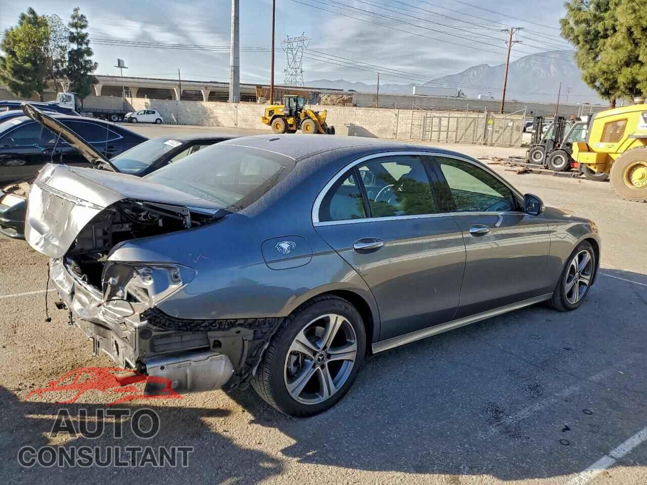 MERCEDES-BENZ E-CLASS 2020 - W1KZF8DB2LA763352