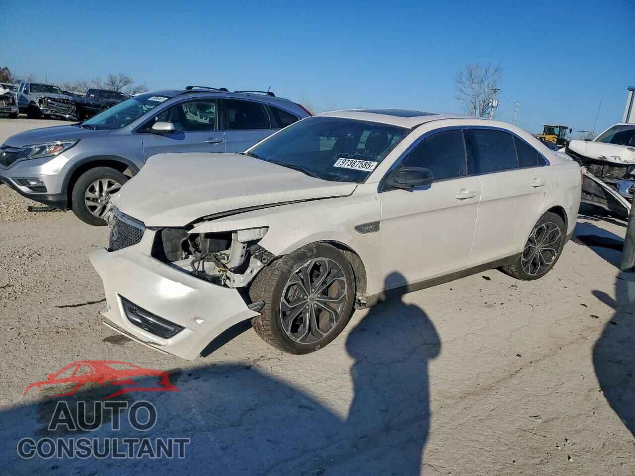 FORD TAURUS 2017 - 1FAHP2KT3HG120708