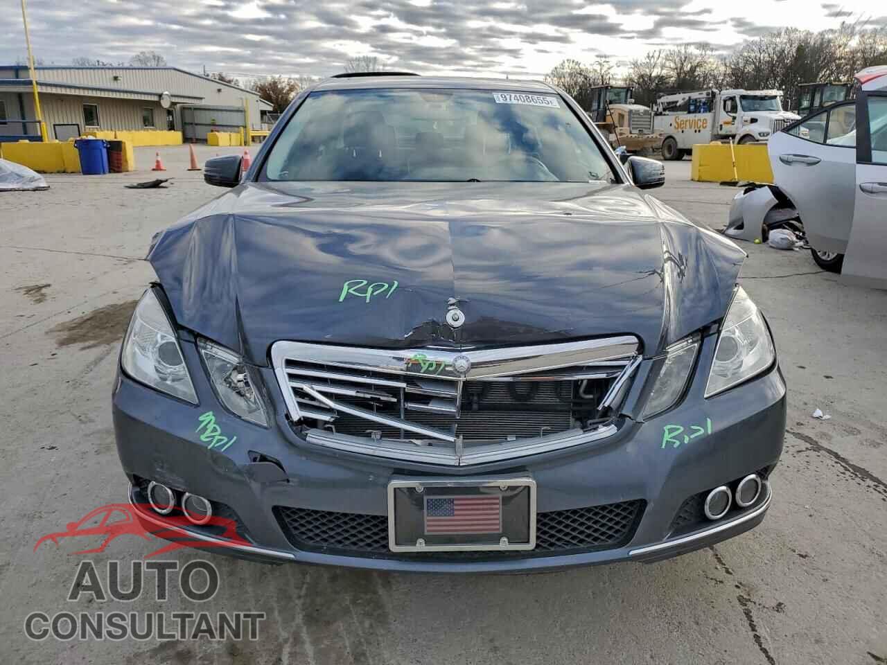 MERCEDES-BENZ E-CLASS 2011 - WDDHF8HB4BA442644