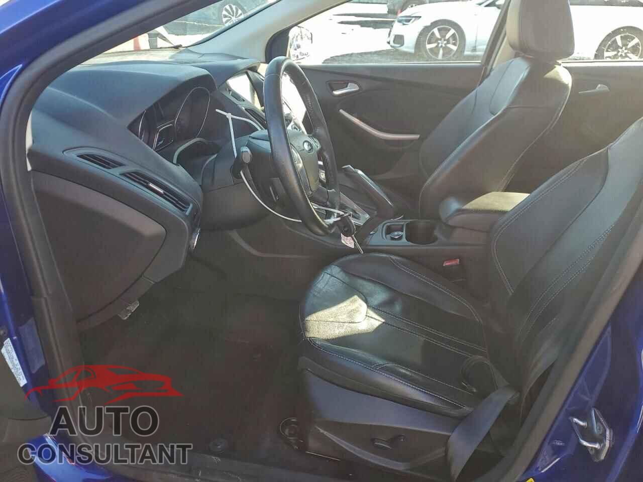 FORD FOCUS 2012 - 1FAHP3M25CL420096