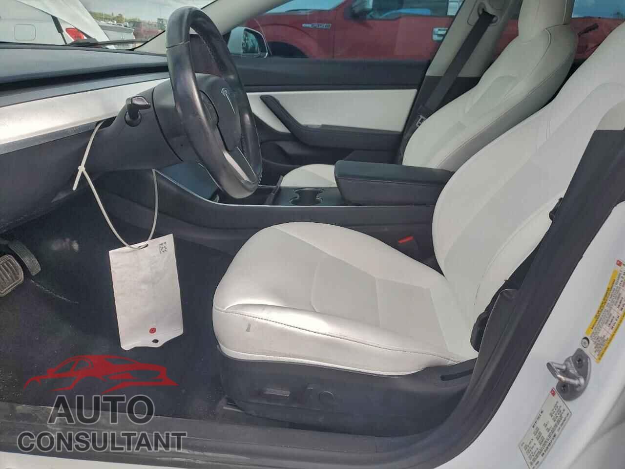 TESLA MODEL 3 2018 - 5YJ3E1EB7JF147997
