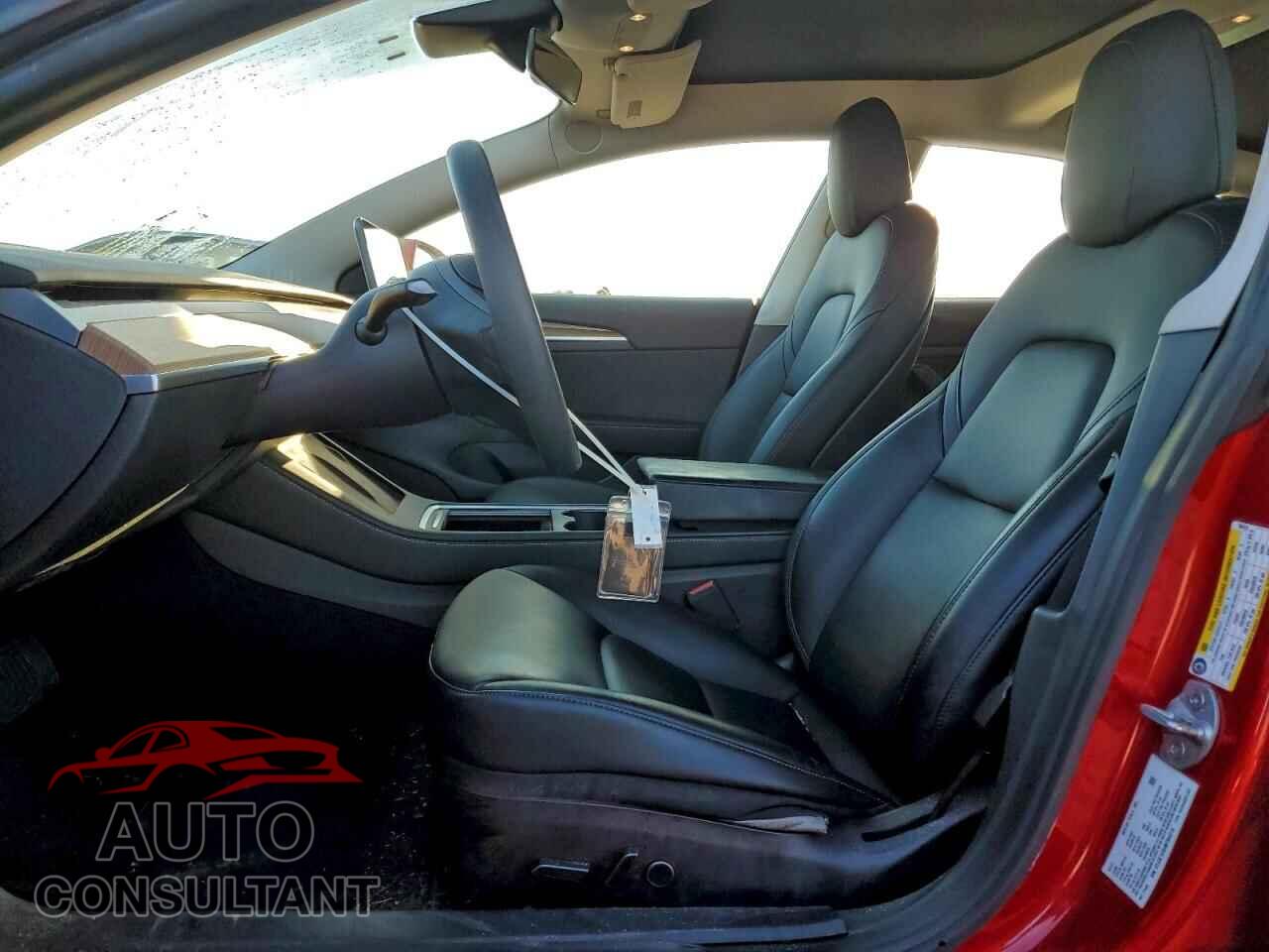 TESLA MODEL 3 2021 - 5YJ3E1EB5MF984316
