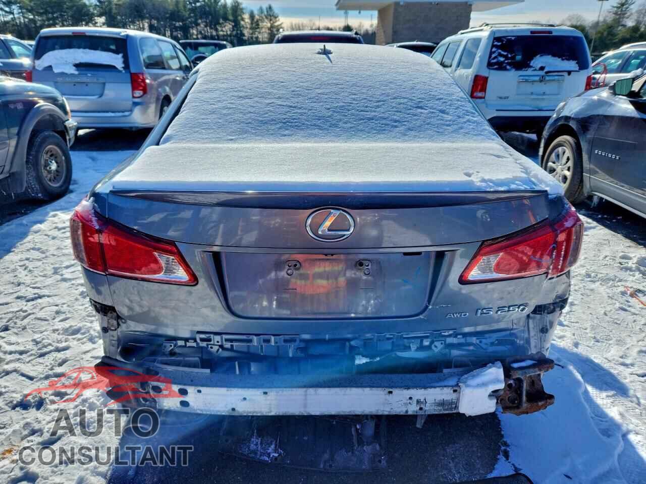LEXUS IS 2012 - JTHCF5C21C5058341
