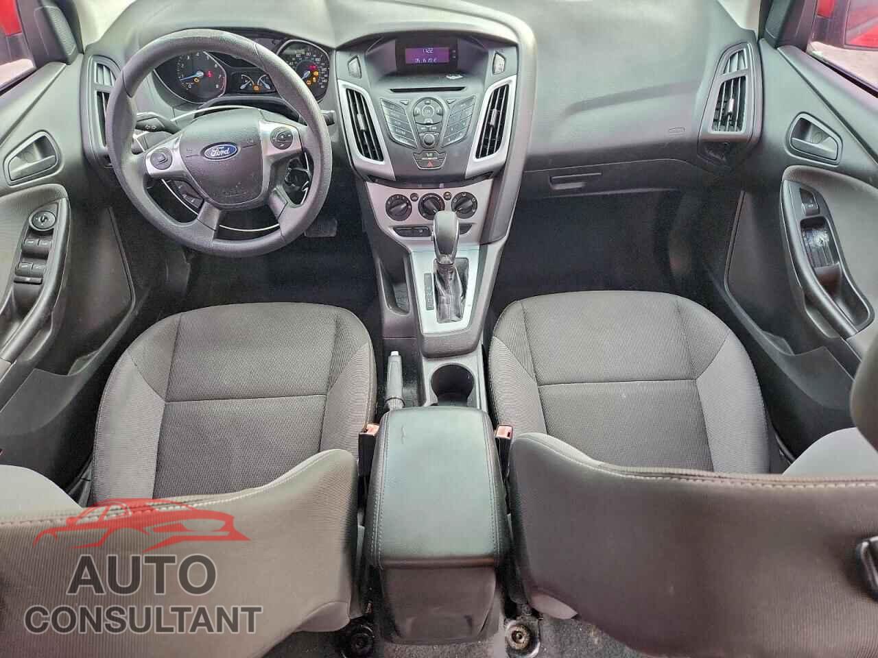 FORD FOCUS 2012 - 1FAHP3F22CL358654