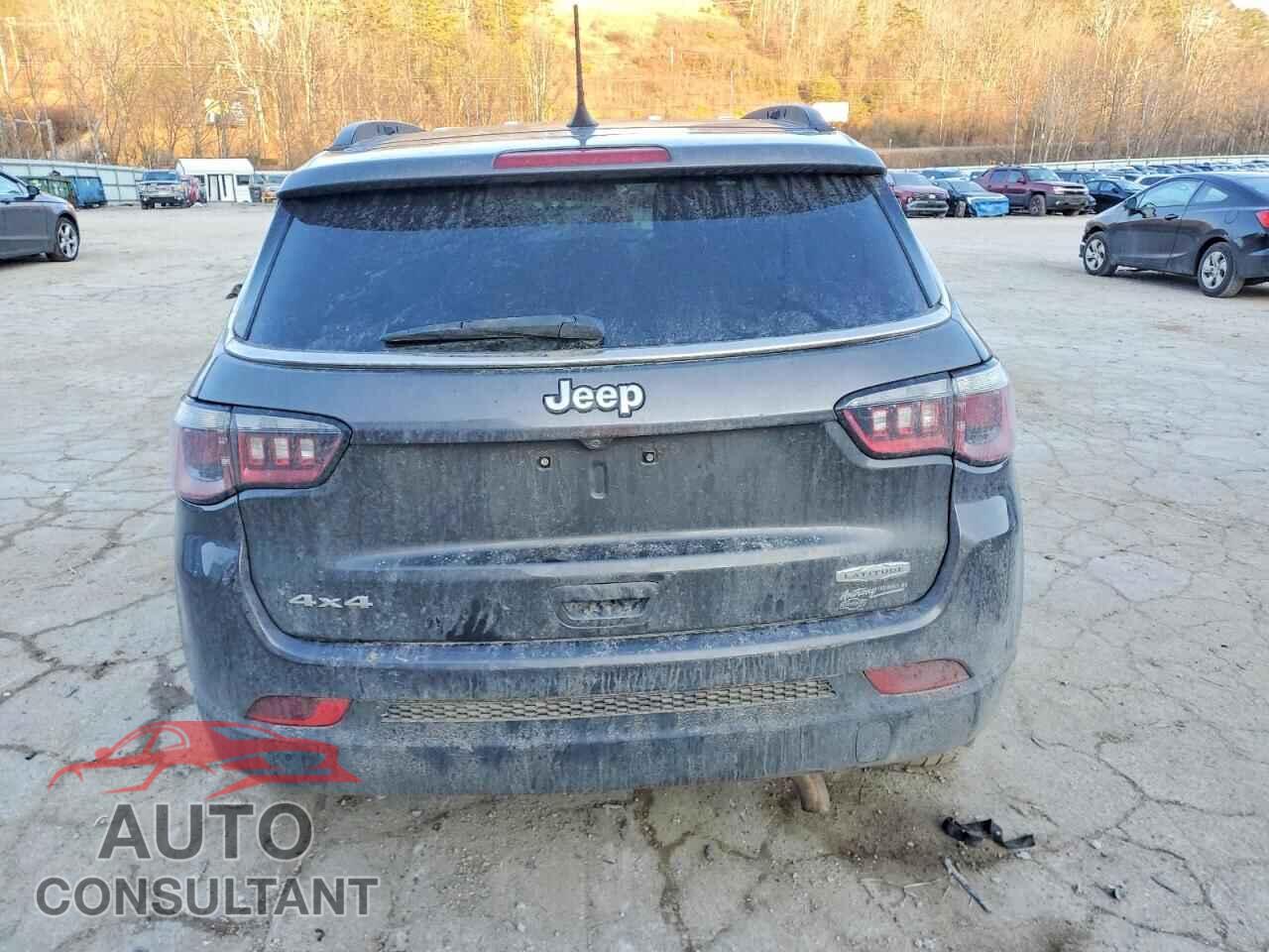 JEEP COMPASS 2017 - 3C4NJDBB6HT641869