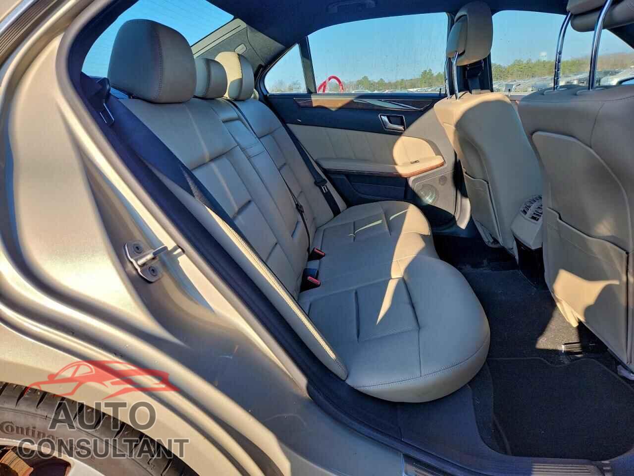 MERCEDES-BENZ E-CLASS 2012 - WDDHF5KB3CA627017