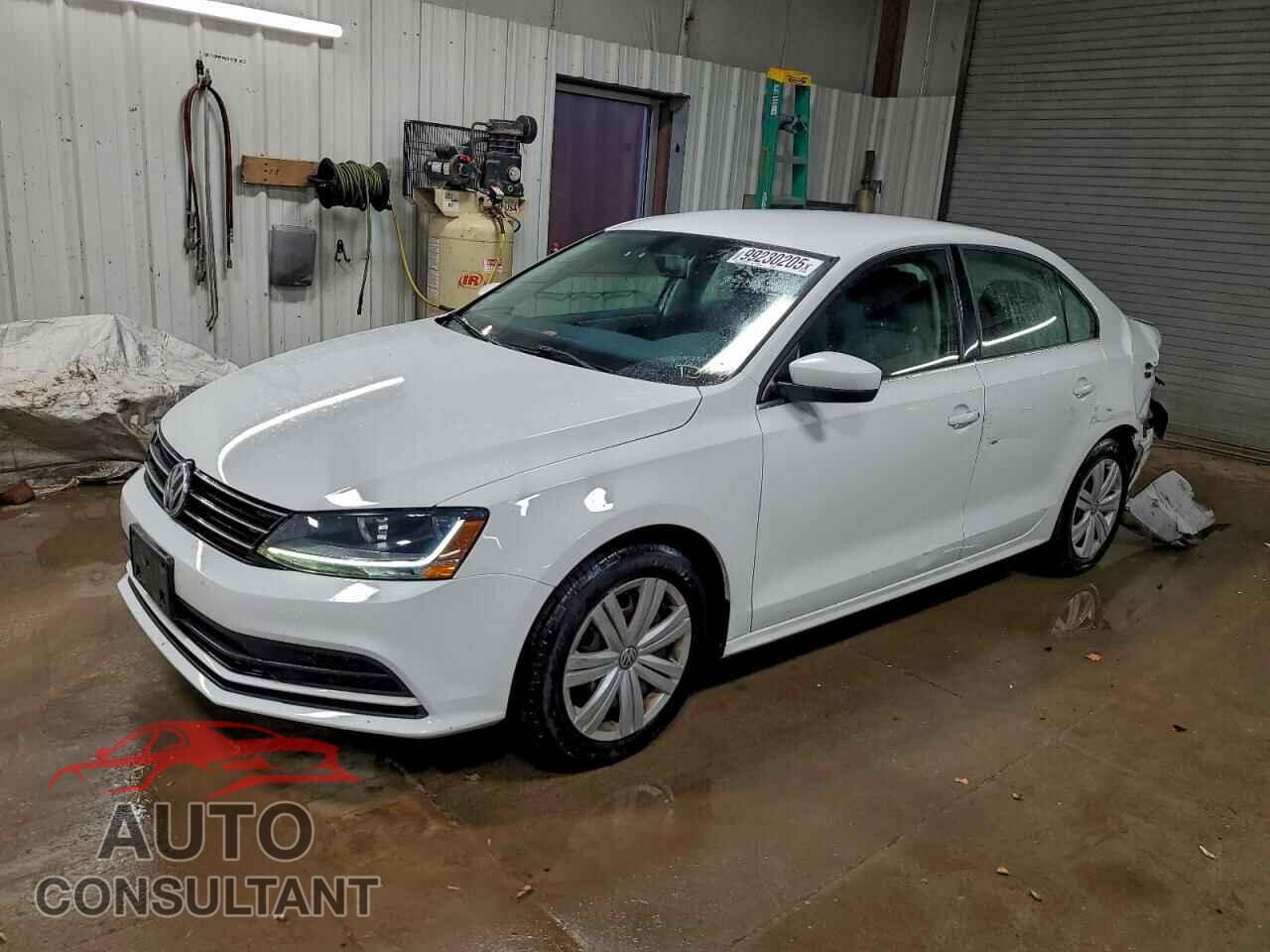 VOLKSWAGEN JETTA 2017 - 3VW2B7AJ8HM302015