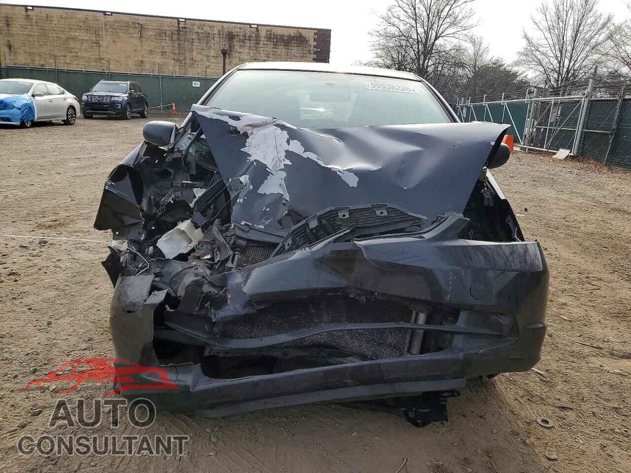 HONDA FIT 2013 - JHMGE8H34DC022017
