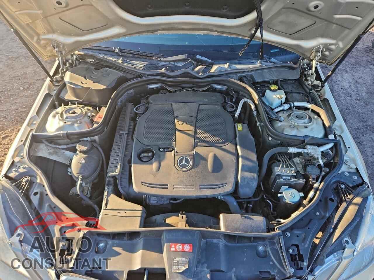 MERCEDES-BENZ E-CLASS 2012 - WDDHF5KB3CA627017