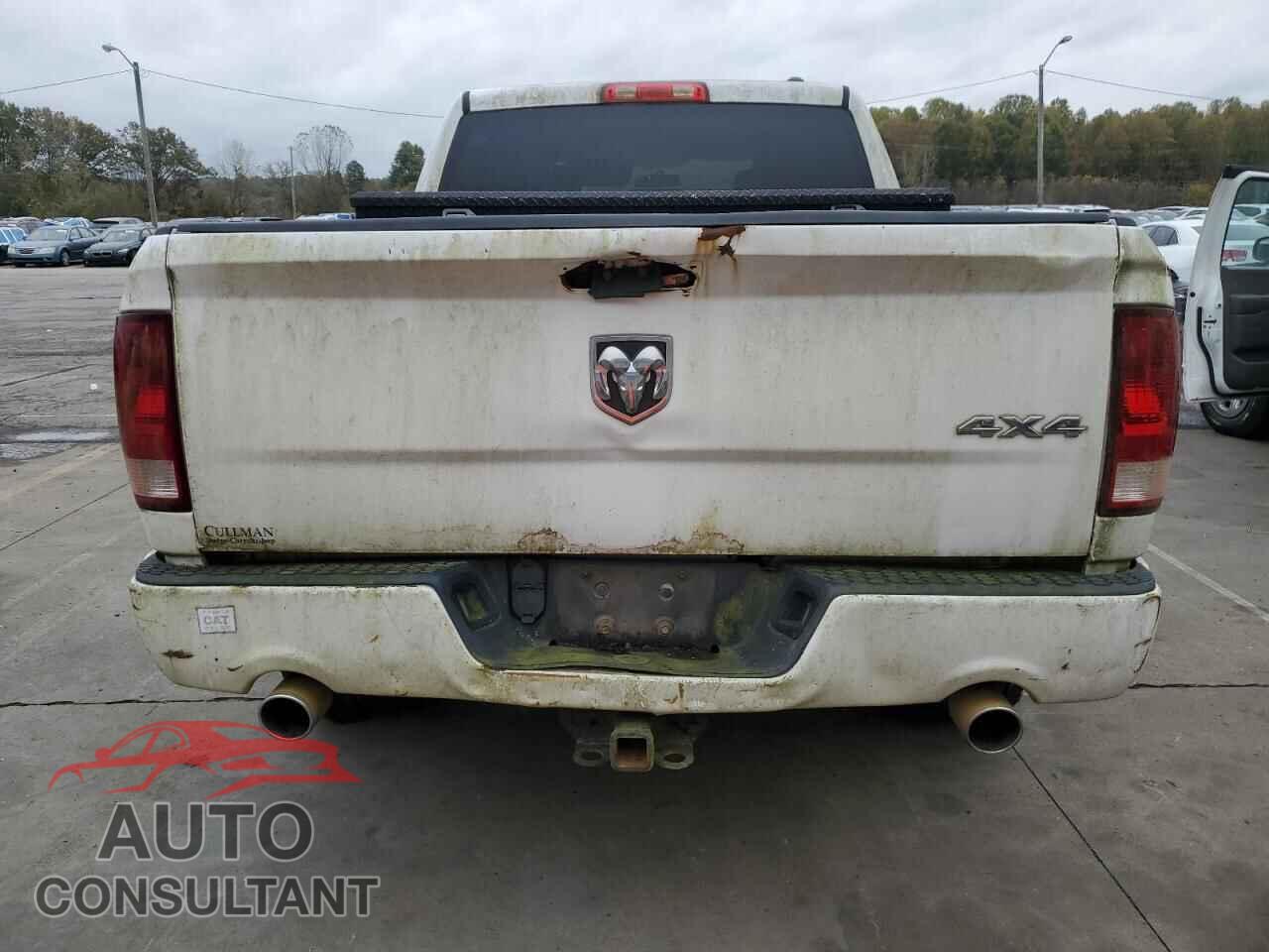 DODGE RAM 1500 2012 - 1C6RD7KT4CS142167