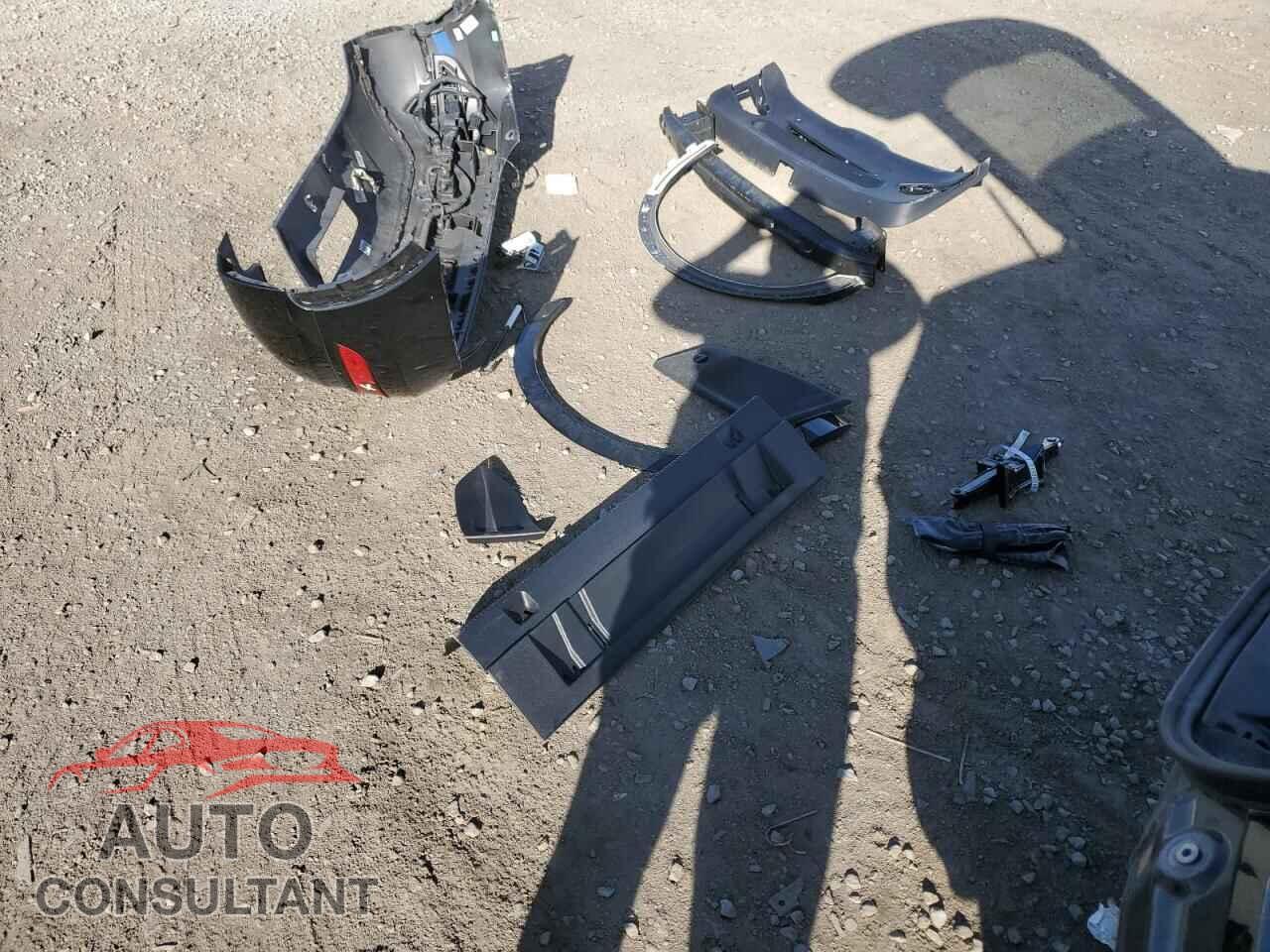 AUDI Q3 2017 - WA1ECCFS7HR005804