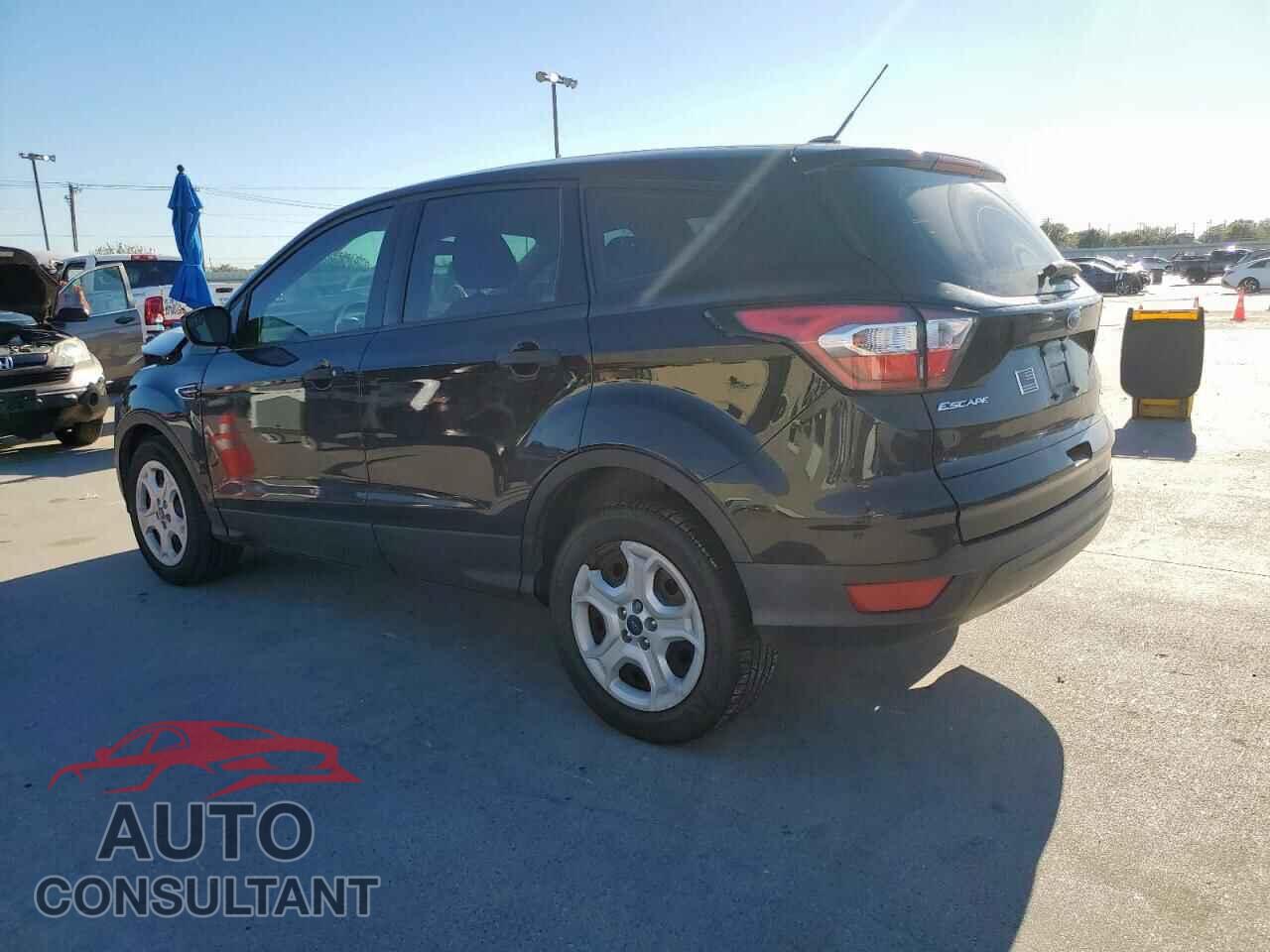 FORD ESCAPE 2017 - 1FMCU0F74HUE07146