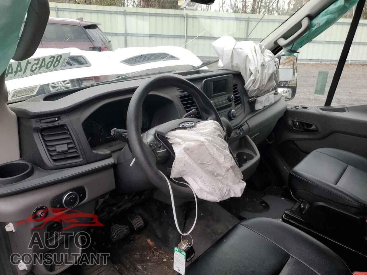 FORD TRANSIT 2023 - 1FTBR2C84PKC00616