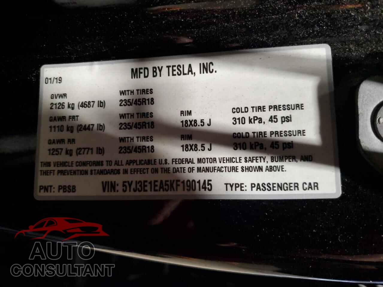 TESLA MODEL 3 2019 - 5YJ3E1EA5KF190145
