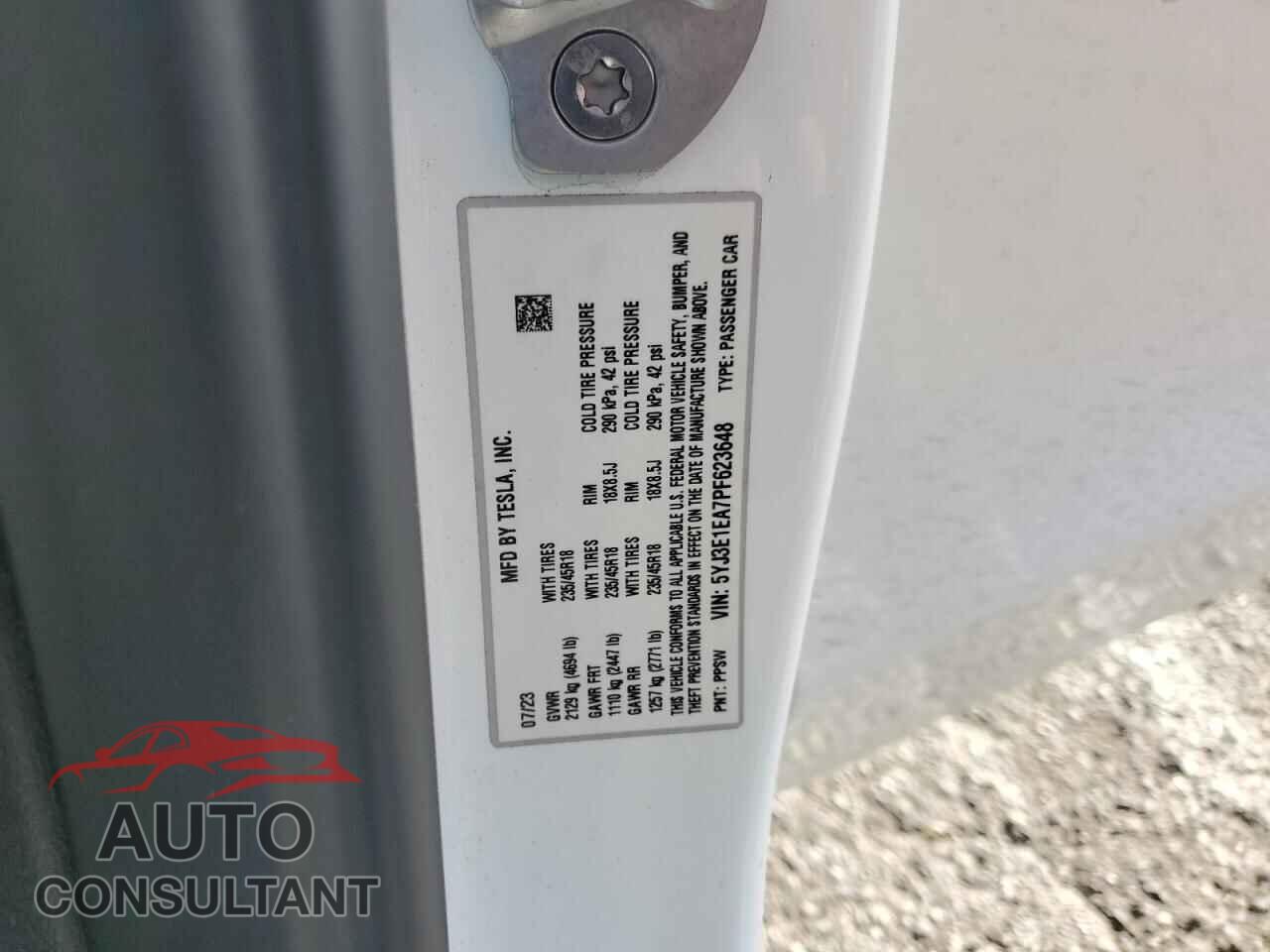 TESLA MODEL 3 2023 - 5YJ3E1EA7PF623648
