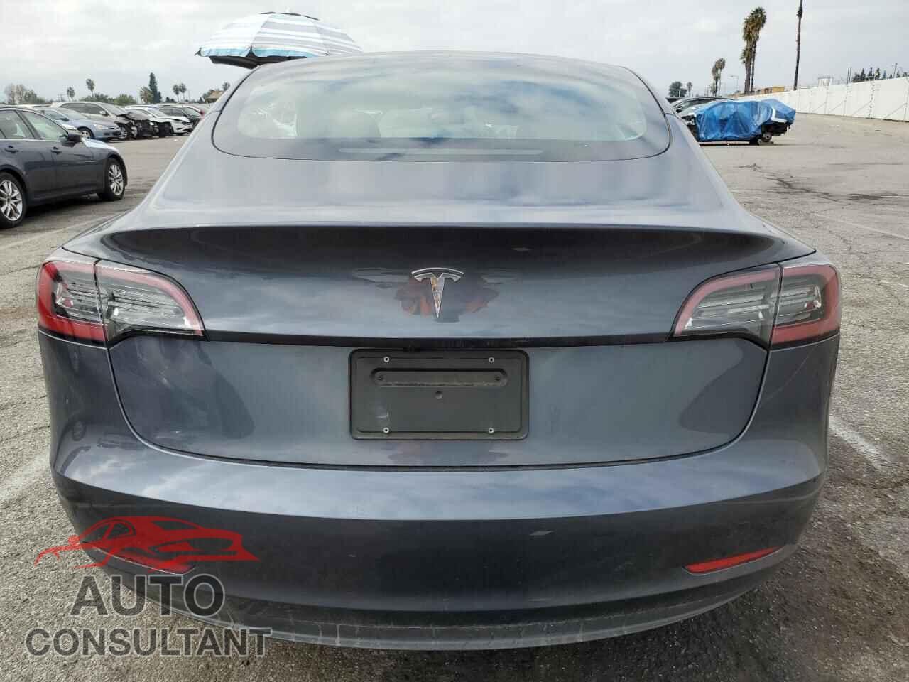 TESLA MODEL 3 2023 - 5YJ3E1EA5PF517361