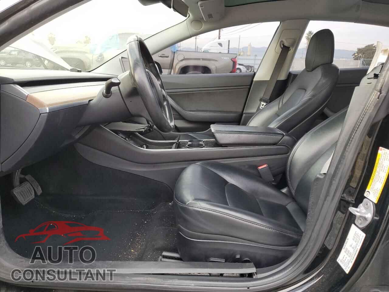 TESLA MODEL 3 2019 - 5YJ3E1EBXKF208910