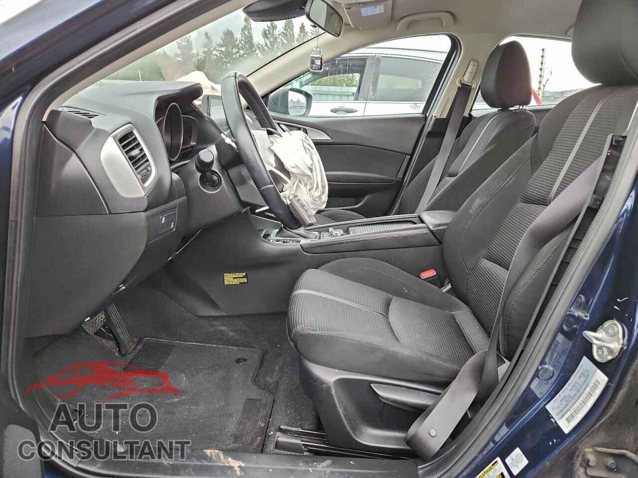 MAZDA 3 2017 - JM1BN1V75H1136183
