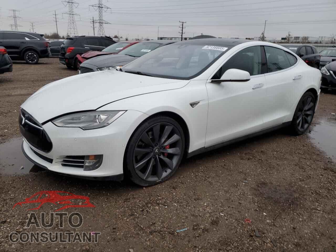 TESLA MODEL S 2014 - 5YJSA1H24EFP68395