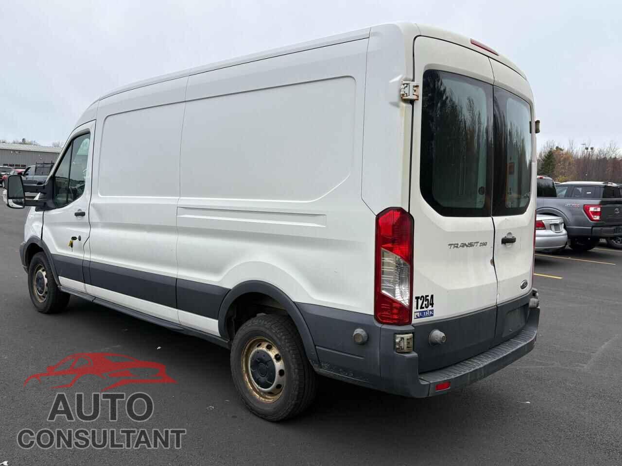 FORD TRANSIT 2015 - 1FTNR2CM3FKA00707