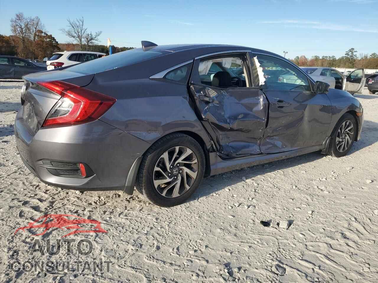 HONDA CIVIC 2017 - 19XFC2F78HE015303