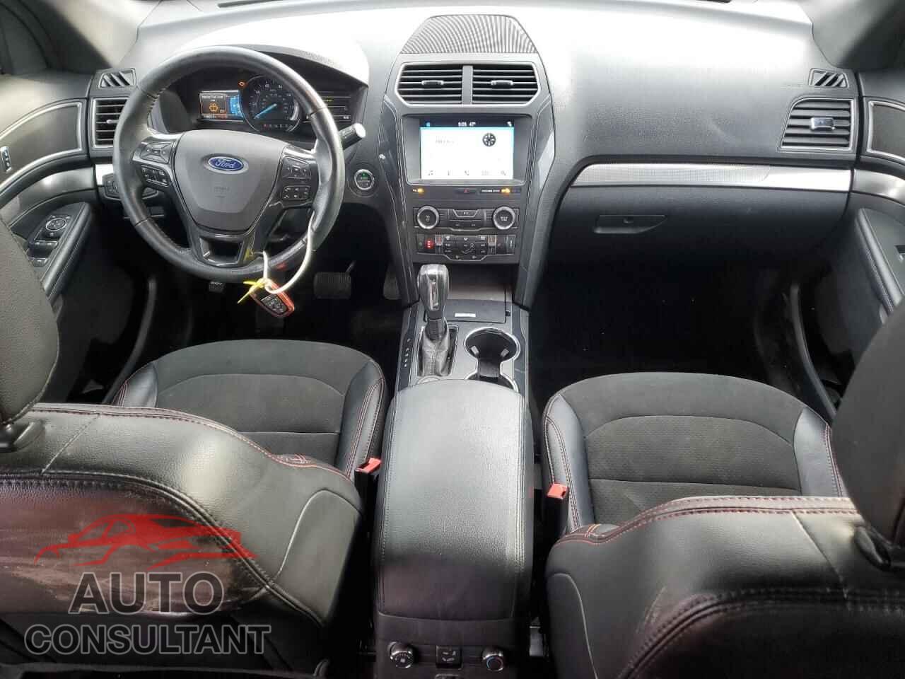 FORD EXPLORER 2018 - 1FM5K8D83JGB13895