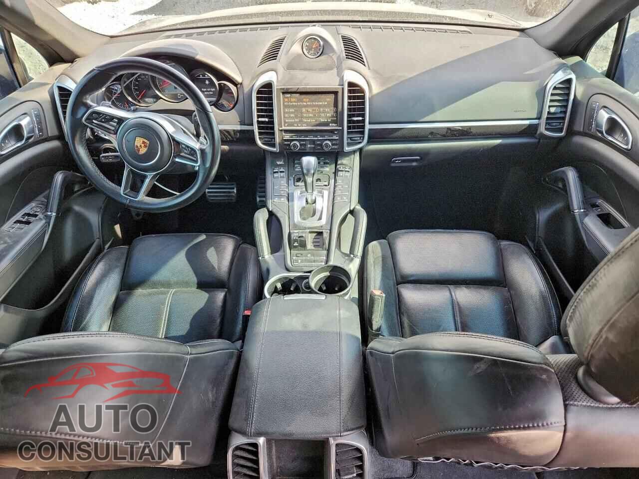 PORSCHE CAYENNE 2015 - WP1AB2A25FLA56418