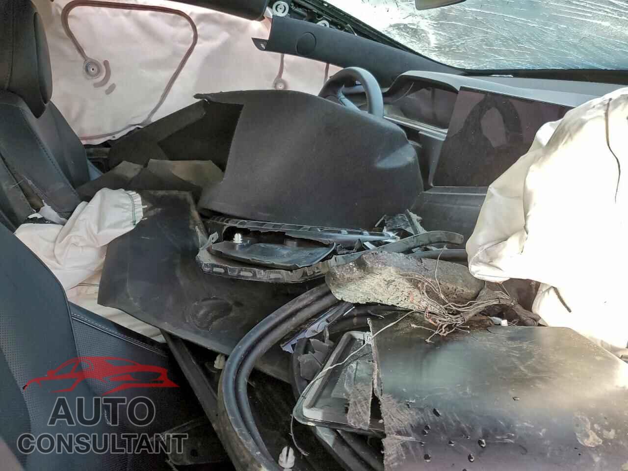 TESLA MODEL S 2023 - 5YJSA1E68PF511587