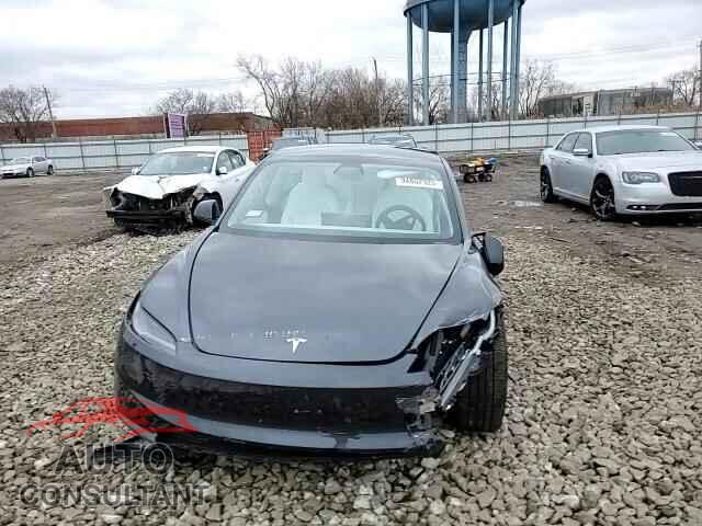 TESLA MODEL 3 2025 - 5YJ3E1EA7SF039355