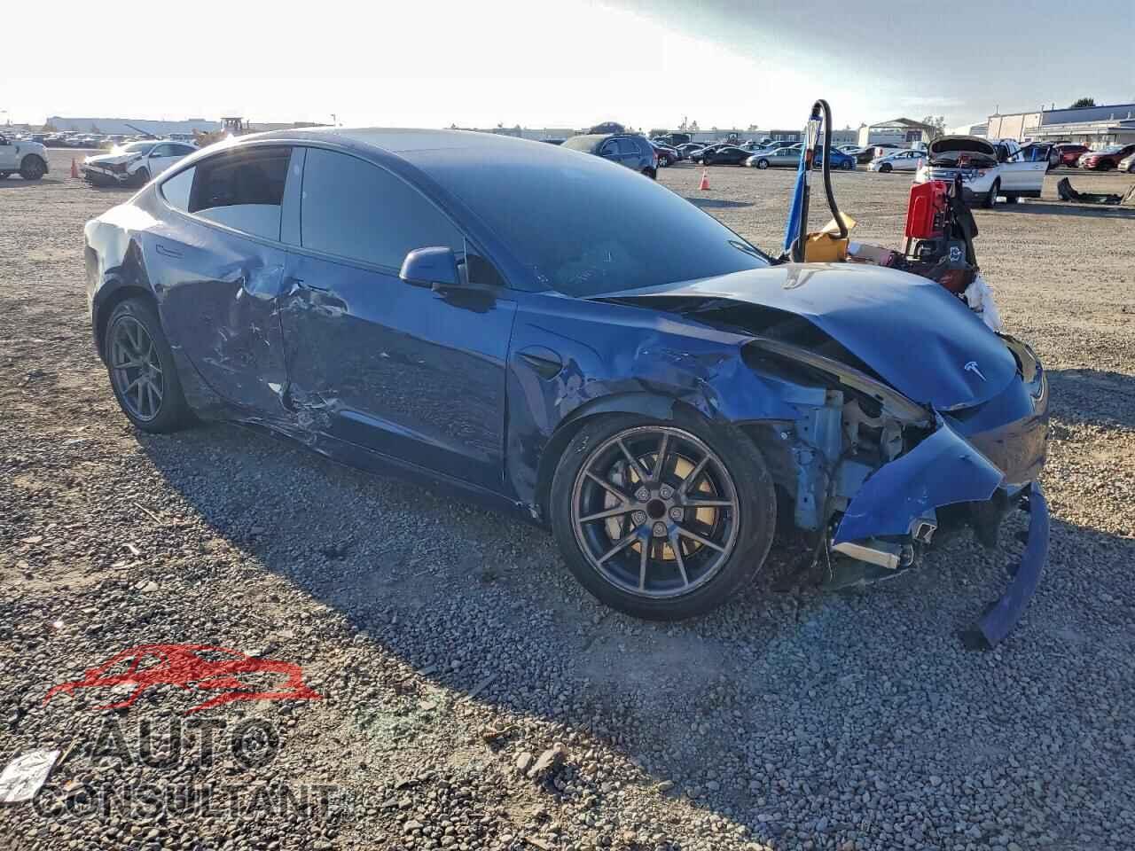 TESLA MODEL 3 2023 - 5YJ3E1EA5PF612745