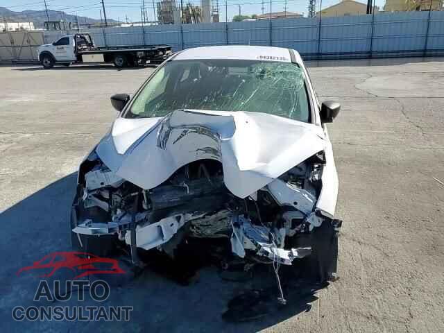 FORD FOCUS 2016 - 1FADP3E27GL238662
