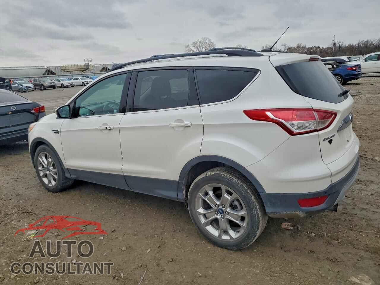 FORD ESCAPE 2013 - 1FMCU0H92DUB92679