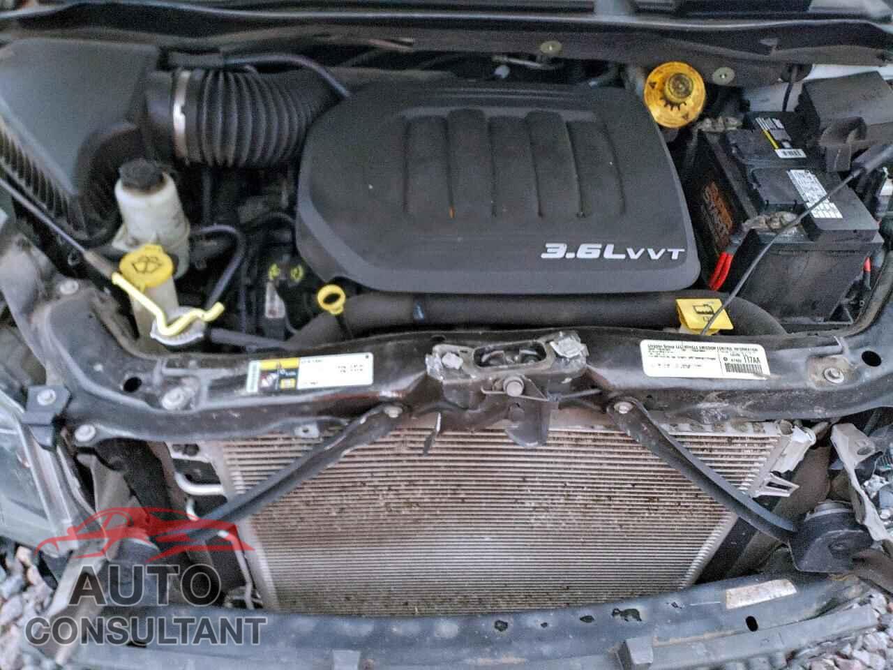 DODGE CARAVAN 2015 - 2C4RDGCG4FR557943