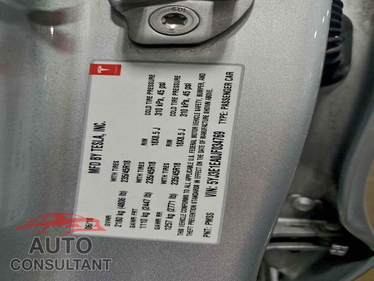 TESLA MODEL 3 2018 - 5YJ3E1EA0JF034769
