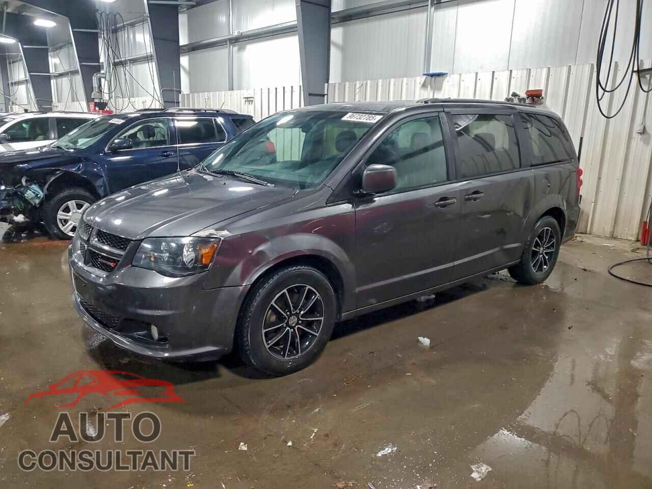 DODGE CARAVAN 2018 - 2C4RDGEG0JR299538