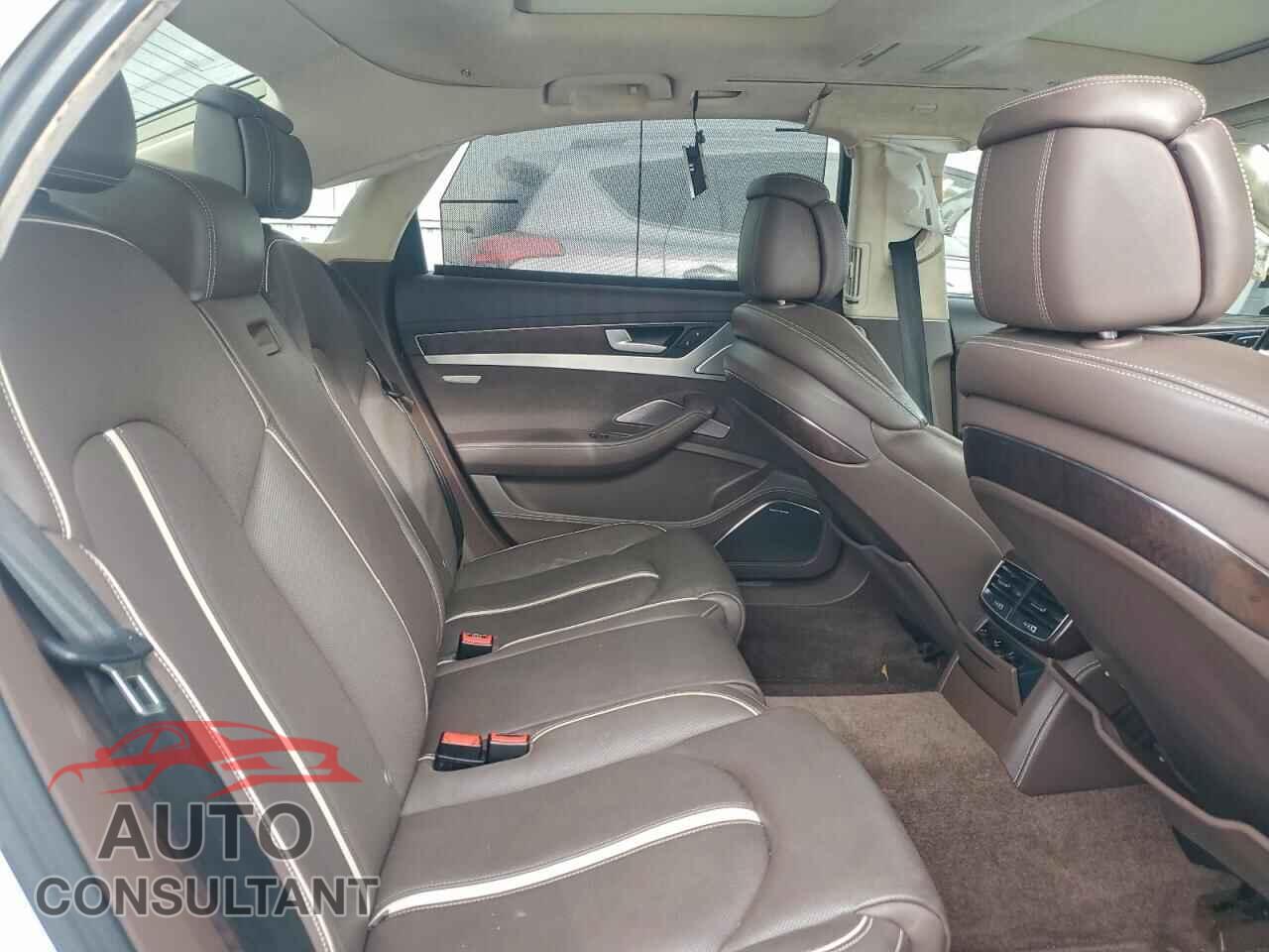 AUDI A8 2014 - WAUR2AFD0EN004428