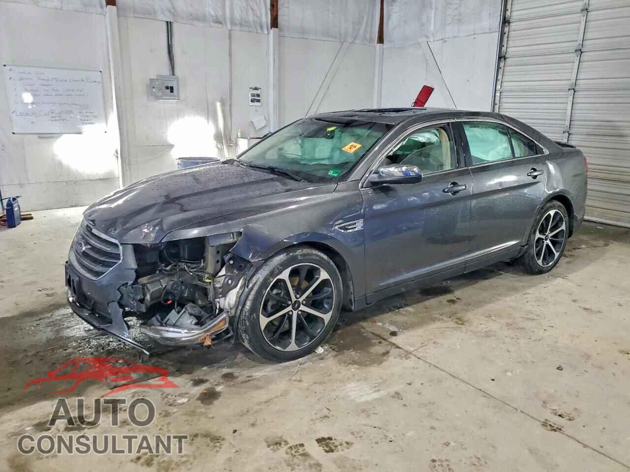 FORD TAURUS 2015 - 1FAHP2F82FG202710