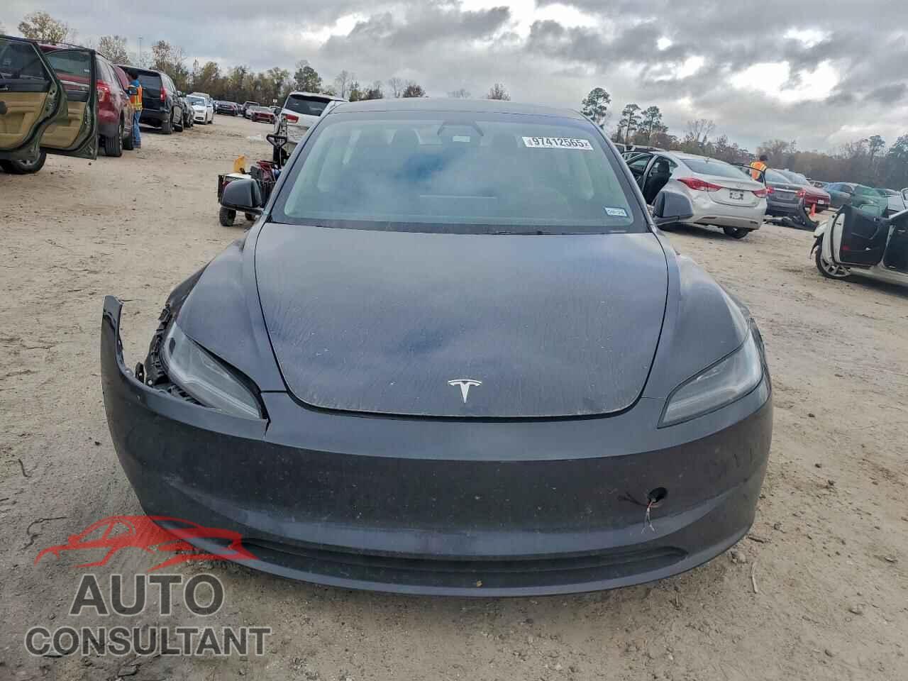 TESLA MODEL 3 2024 - 5YJ3E1EBXRF788430