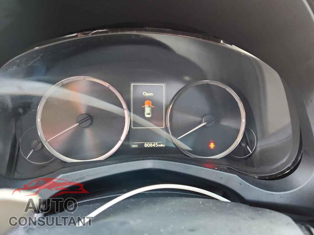 LEXUS IS 2017 - JTHBA1D25H5041390