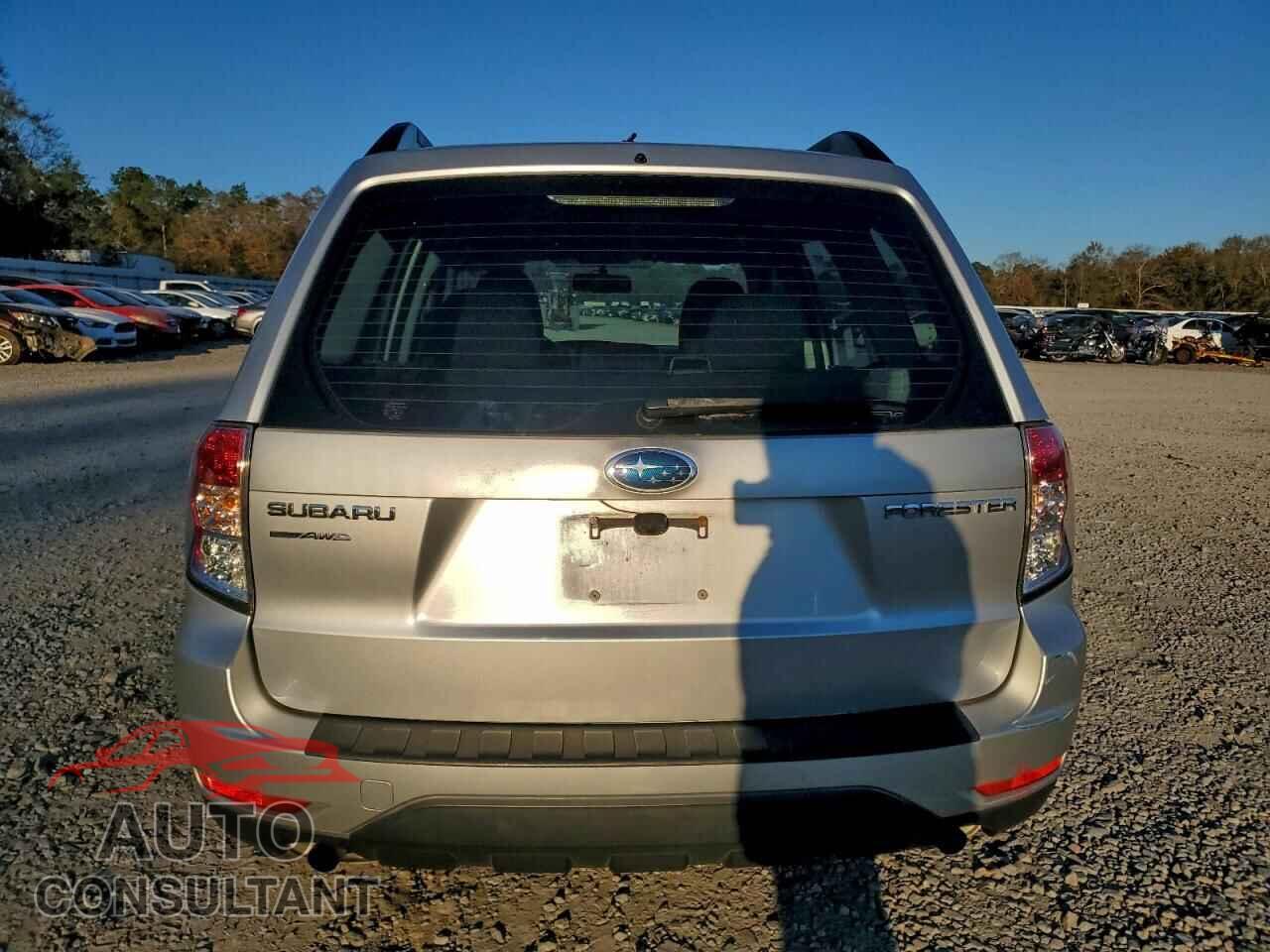 SUBARU FORESTER 2011 - JF2SHBBC9BH716082