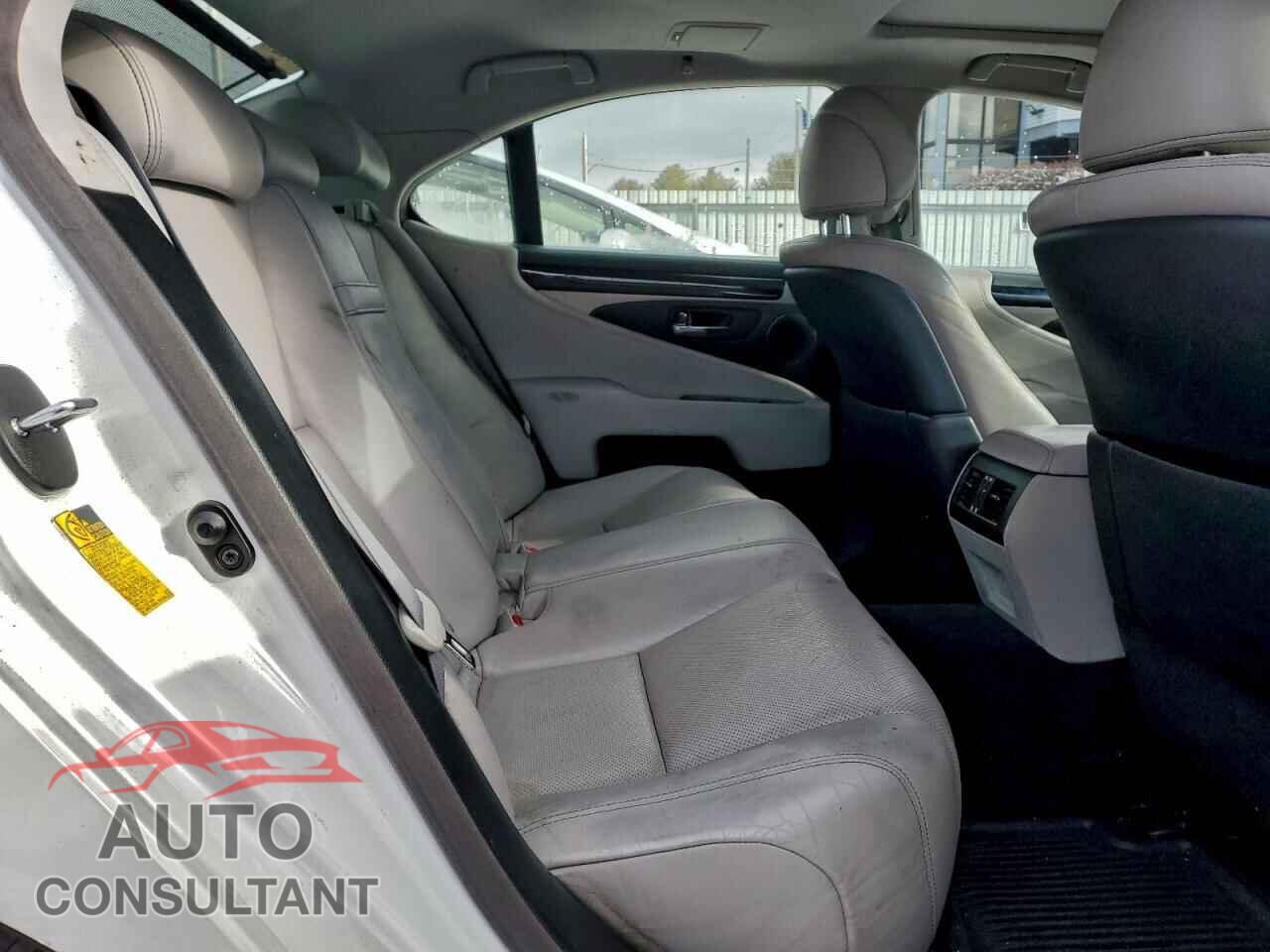 LEXUS LS460 2014 - JTHBL5EF5E5125885