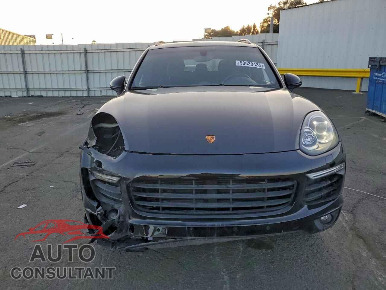 PORSCHE CAYENNE 2017 - WP1AA2A29HKA86985