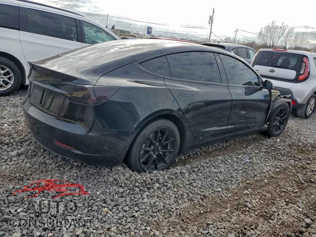 TESLA MODEL 3 2019 - 5YJ3E1EA5KF301549