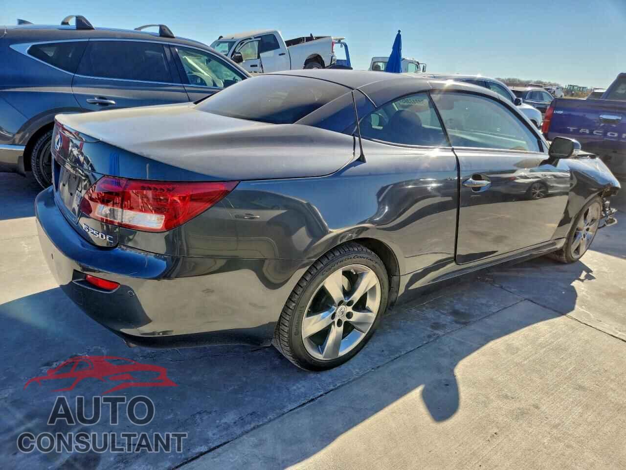 LEXUS IS 2011 - JTHFF2C23B2519390